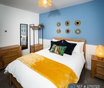 1 bedroom in a house share to rent - Photo 4