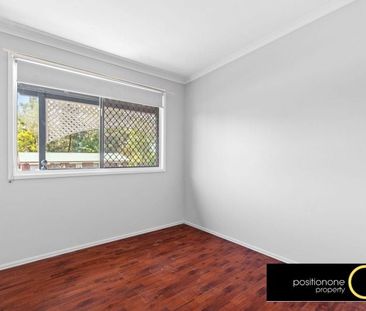 Highset home with bonus kitchenette and teenagers retreat under! - Photo 2