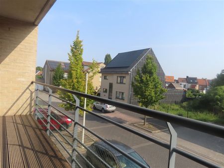 Appartement te BURCHT (2070) - Photo 3