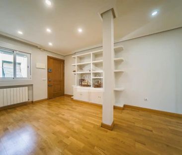 Piso de alquiler en De Vallehermoso, Arapiles - Photo 2