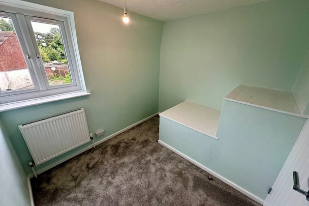 Elizabeth Road - Photo 1