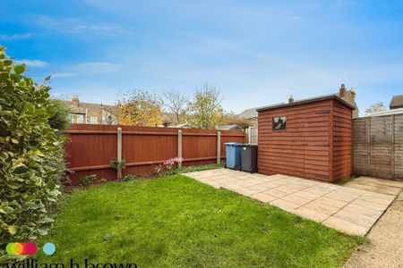 Mandy Close - Photo 3