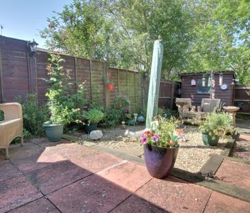 2 bedroom terraced house to rent - Photo 6