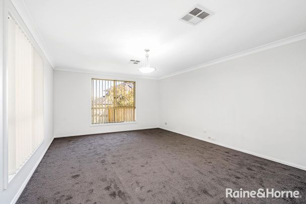 113 Brampton Drive, Beaumont Hills, NSW 2155 - Photo 1