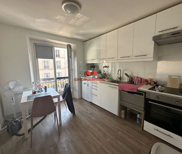 RUE DE LA PAROISSE A VERSAILLES APARTEMENT MEUBLE 2 PIECES 29.80 m2 - Photo 4