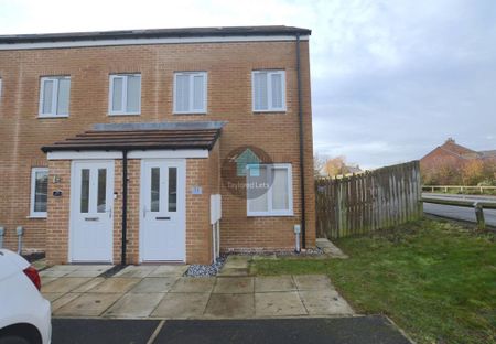 3 bedroom semi-detached house to rent - Photo 2