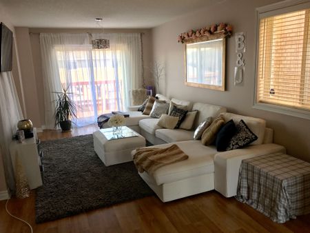 For Lease - 30 Claire Drive, Barrie, Ontario - Photo 2