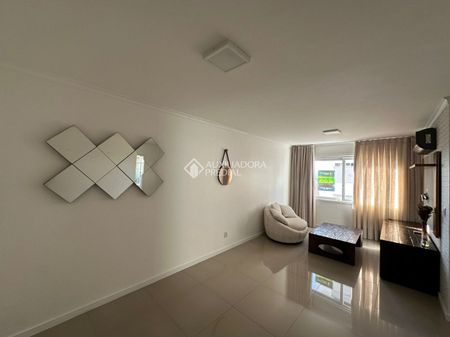 Apartamento com 2 quartos e 69m² para alugar em Jardim Europa, Porto Alegre. - Photo 3