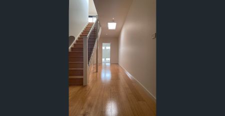 2 LEVELS, 2 BEDS, 2 BATHS, IN BOUTIQUE GROUP! - Photo 4