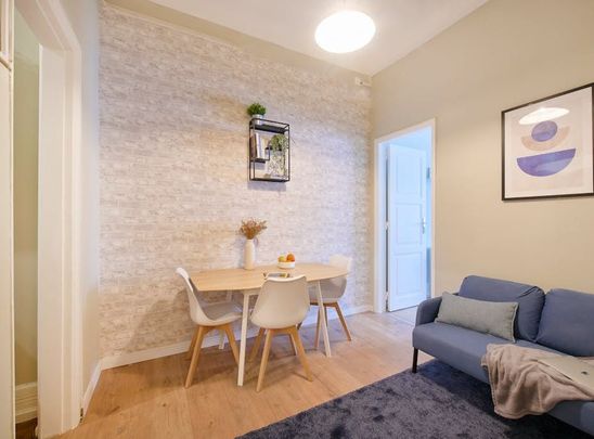 Avenida António Augusto de Aguiar, Lisbon, Lisbon 1050-010 - Photo 1