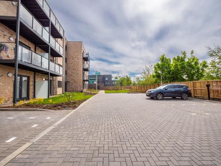 2 bedroom flat to rent - Photo 2