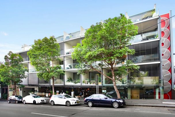 Style, Sophistication and Substance in the 'Edo' Building - Photo 1