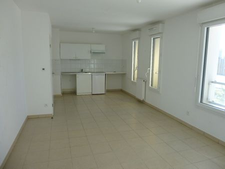 Location Appartement 2 pièces 41m² TOULOUSE 31200 - Photo 2