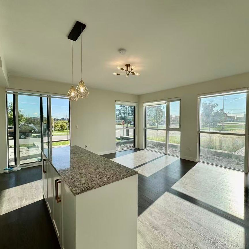 For Lease - 210 Sabina Drive Unit# 115, Oakville, Ontario - Photo 1