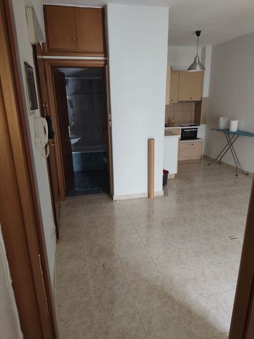 Studio/Γκαρσονιέρα για ενοικίαση Αστικός Συνοικισμός - Περικλέους - Κυψέλη (Ξάνθη) - Φωτογραφία 5
