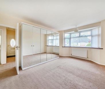 2 bedroom semi-detached bungalow to rent - Photo 6