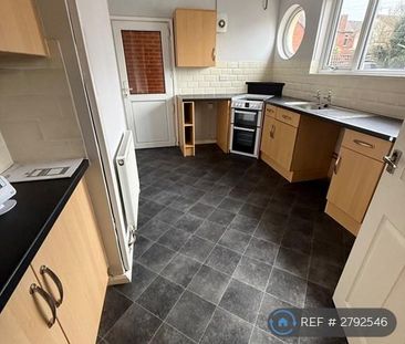 3 bedroom terraced house to rent - Photo 6