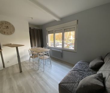 STUDIO MEUBLÉ situé proche CENTRE et ESIEE - Photo 2
