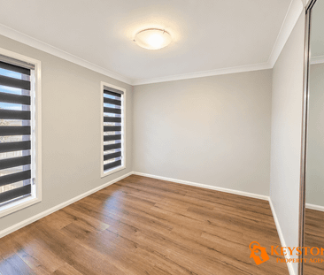 Modern & Low-Maintenance Living! - Photo 2