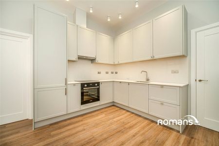 Broad Street, Wokingham, Berkshire, RG40 - Photo 5