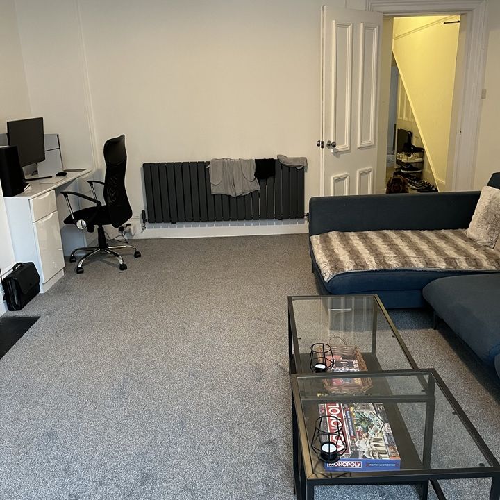 1 Bed Flat, Buckingham Road, BN1 - Photo 1