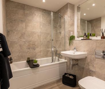 2 bedroom flat to rent - Photo 6