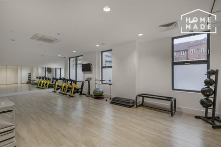 2 bedroom flat to rent - Photo 2