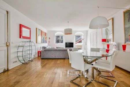 Appartement à louer à Paris 4Ème - Photo 2