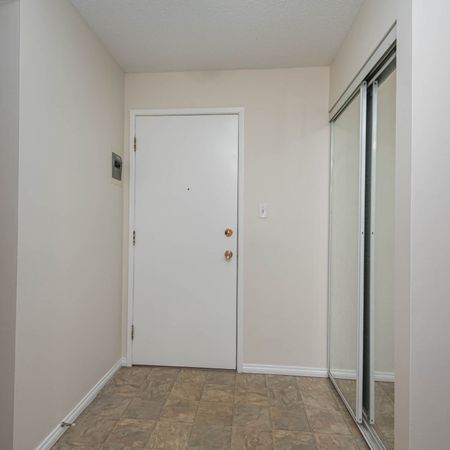 Manchester Place - Photo 4