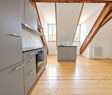 Maisonette-Dachwohnung im Zentrum der Kleinbasler Altstadt - Foto 1