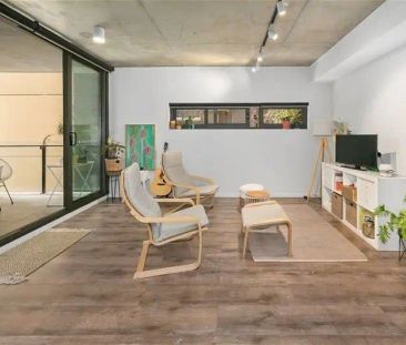 “Modern and spacious One bedroom apartment” - Photo 3
