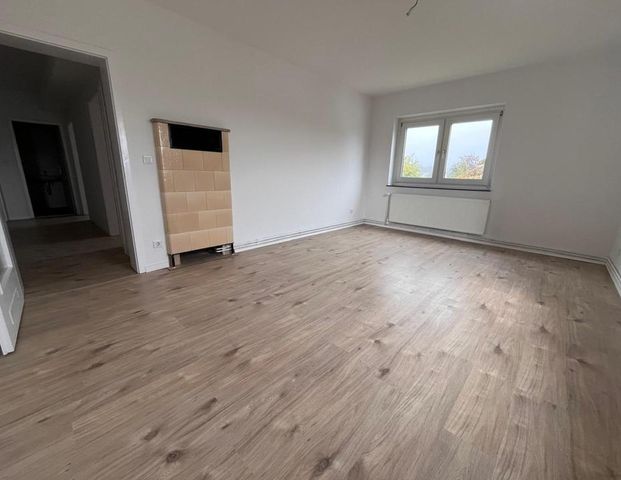 Familienfreundlich im Grünen – 3-Zimmer-Wohnung mit Balkon *1 Monat mietfrei!* - Foto 1