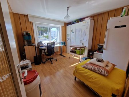 DE PLAIN PIED AVEC GRAND JARDIN - Foto 4