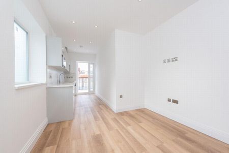 2 bedroom apartment to rent - Photo 3