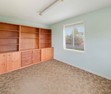 4 Hastings Street, Wendouree - Photo 3