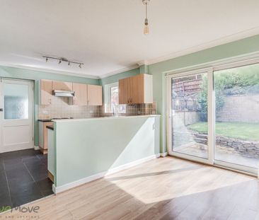 2 Bedroom - Photo 4