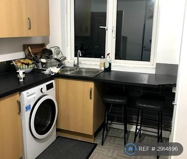 2 bedroom maisonette to rent - Photo 5