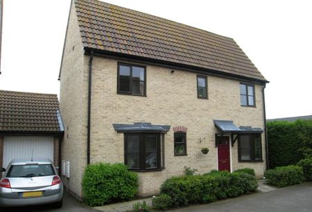 3 bedroom detached house to rent - Photo 5