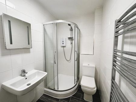 1 bedroom flat to rent - Photo 4