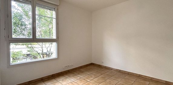 Location Appartement 2 pièces 33m² ST GERMAIN EN LAYE 78100 - Photo 2