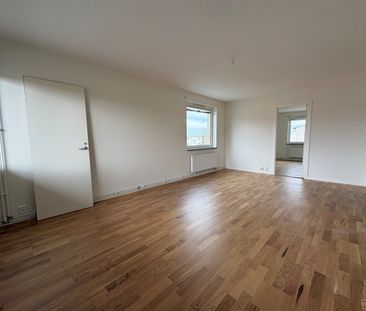 Trädgårdsgatan 12 - Photo 1