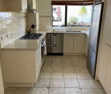 Warm and Dry Bedrooms available for Rent - Photo 6