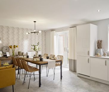 4 bedroom detached house to rent - Photo 3