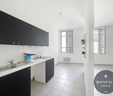 A LOUER AVIGNON INTRA-MUROS ( 84000 ) : Studio - 1 pièce - 34.92m² ... - Photo 3