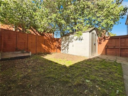 2 Bed Flat, Fulmead Road, RG30 - Photo 3