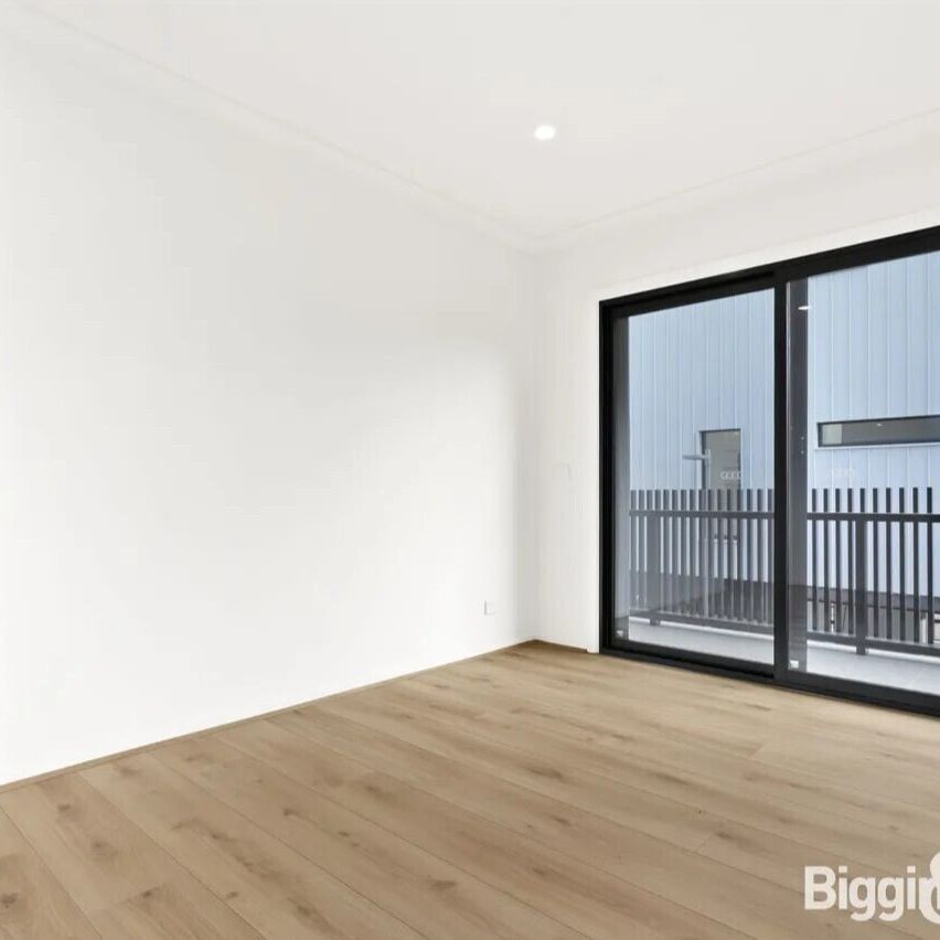 Altona North - Photo 1