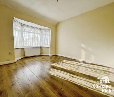 4 bedroom semi-detached house to rent - Photo 4