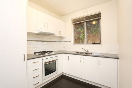 4/14 Fordholm Road, Hawthorn VIC 3122 - Apartment For Rent | Domain - Photo 4