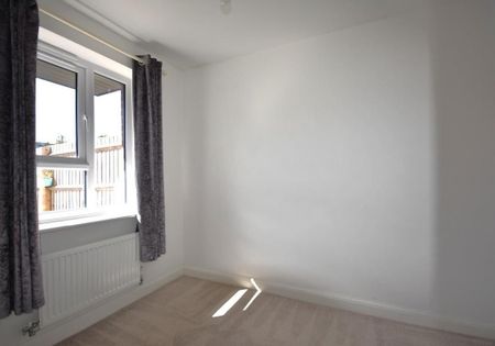 4 bedroom townhouse to rent - Photo 4
