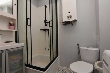 Znakomite 2 pokoje ul.Cicha 3 minuty od Silesii City Center - Photo 3